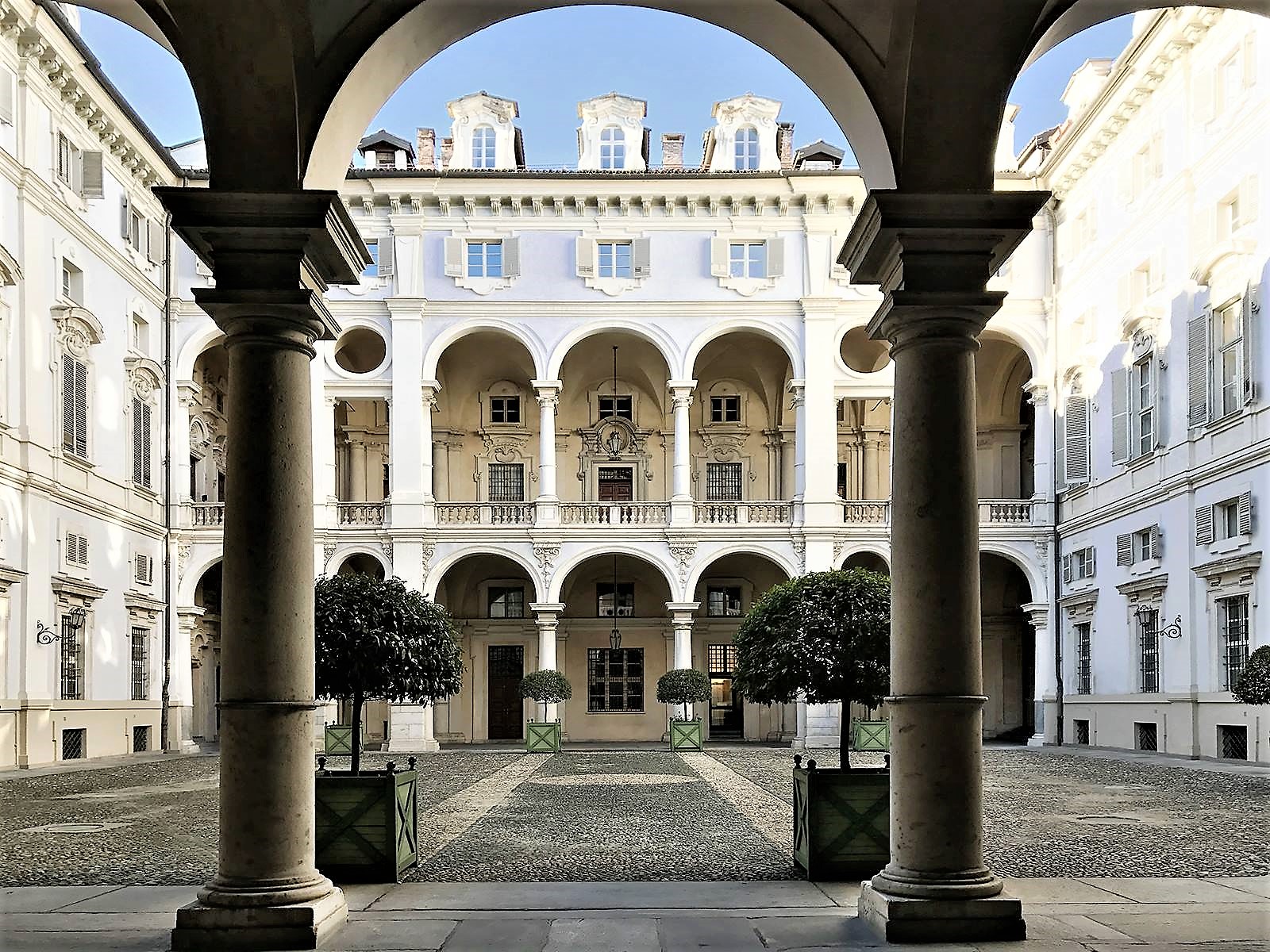 TORINO – Palazzo Saluzzo Paesana – Ufficio